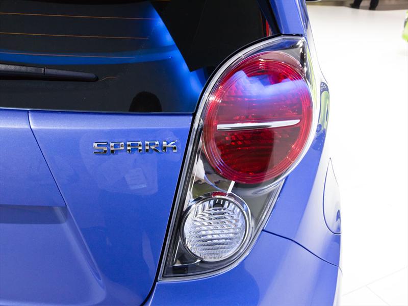 Chevrolet Spark 2013 Salón de Los Angeles