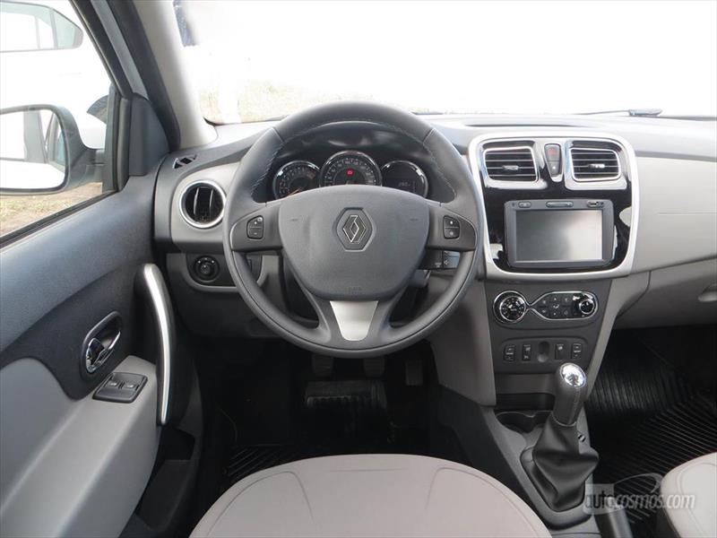 Nuevo Renault Logan a prueba