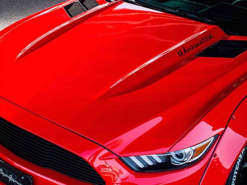 Ford Mustang por Liberty Walk