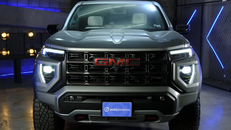 GMC Canyon AT4X 2026