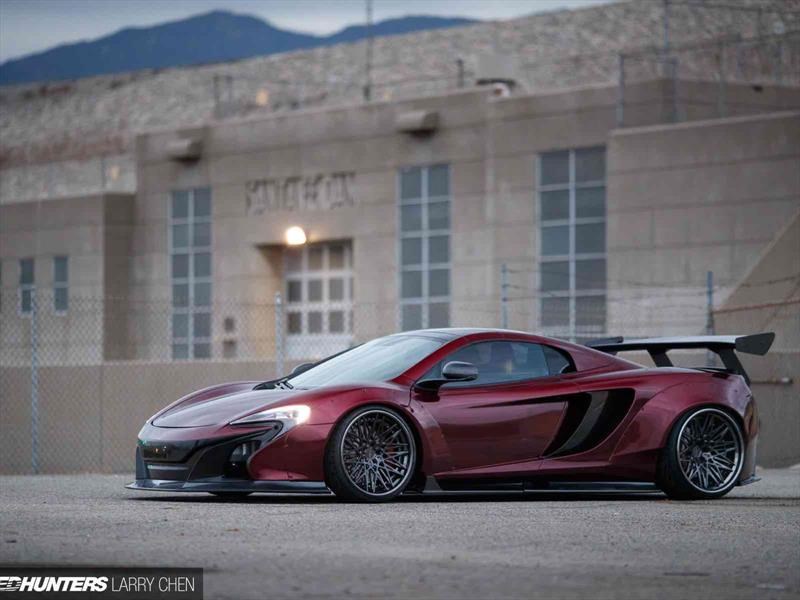 McLaren 650S por Liberty Walk
