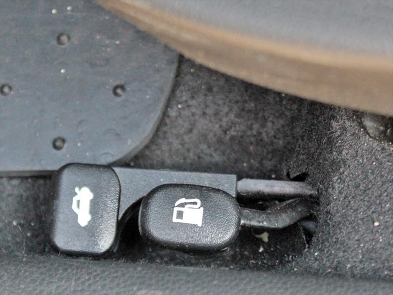 Hyundai EON 0,8L GLS Prueba de manejo