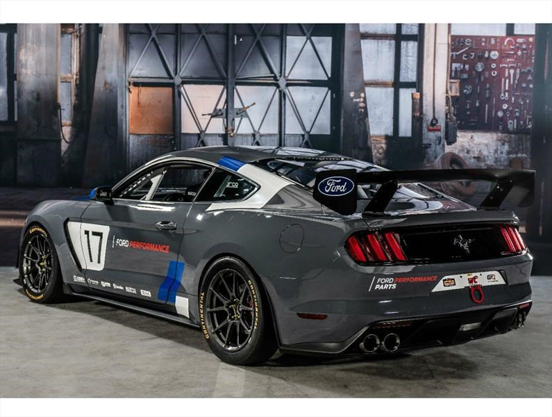 Ford Mustang GT4