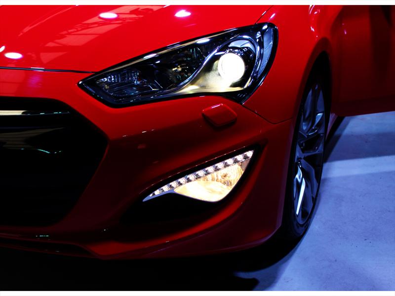 Hyundai Genesis Coupé 2012