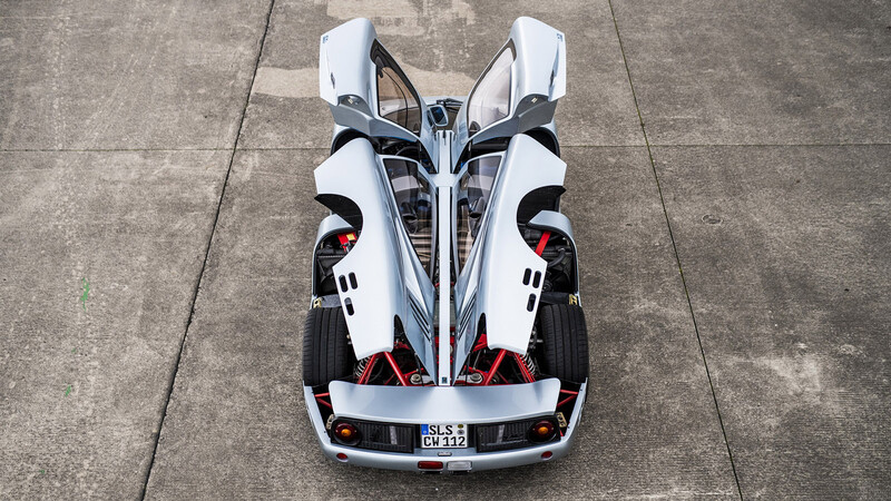 Isdera Commendatore 112i