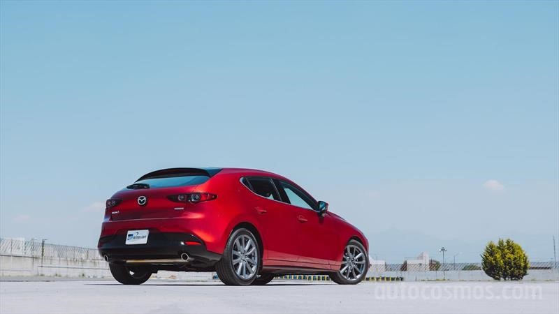 Mazda3 Sedán vs Mazda3 Hatchback
