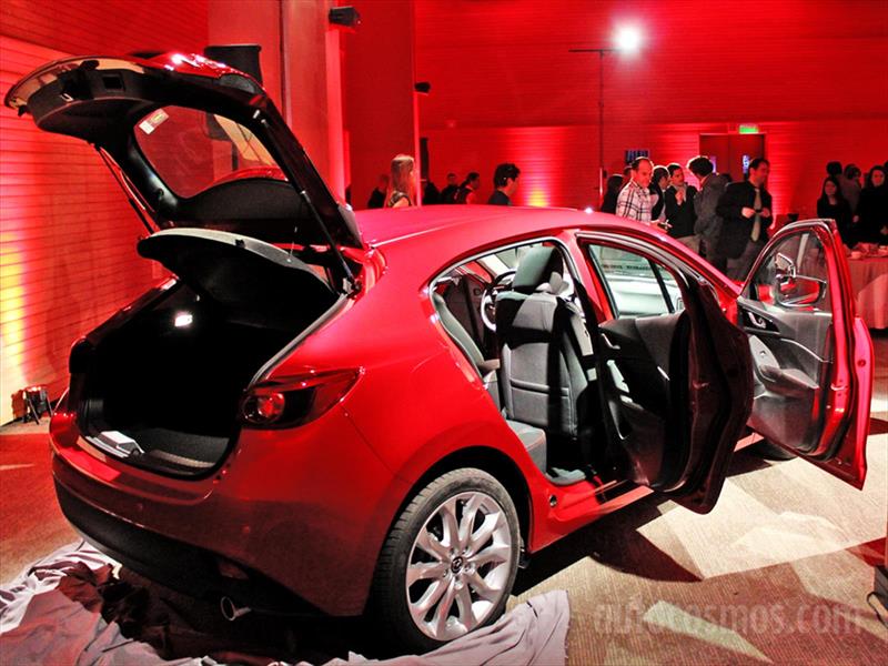 New Mazda3 2014 Lanzamiento en Chile