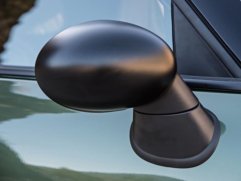 MINI Paceman Adventure Pickup Truck