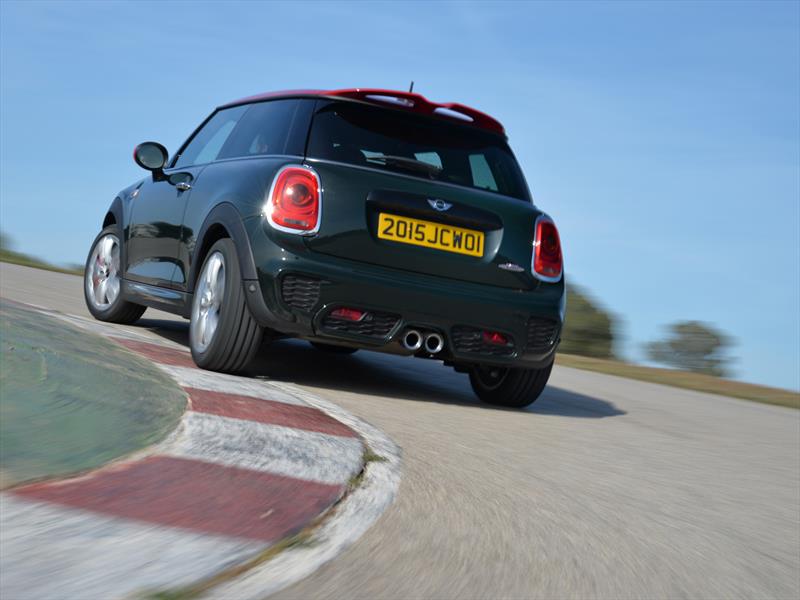 MINI John Cooper Works 2016