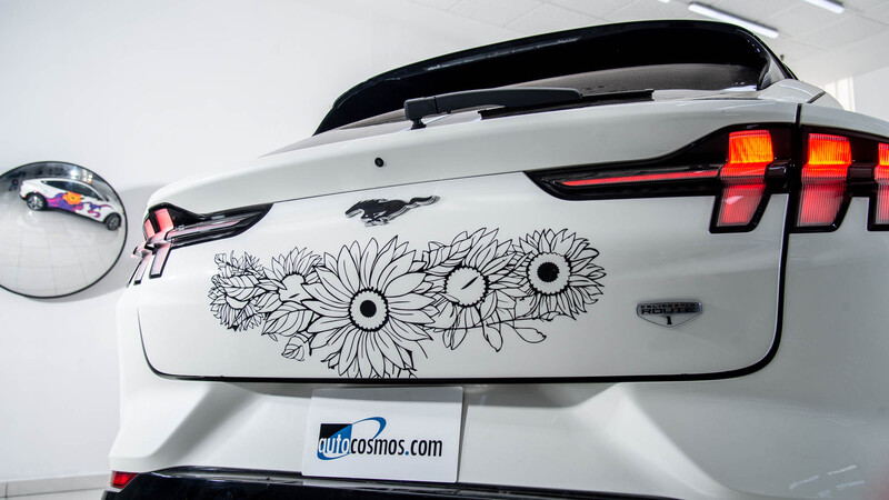 Ford Mustang Mach-E fabricado por mujeres