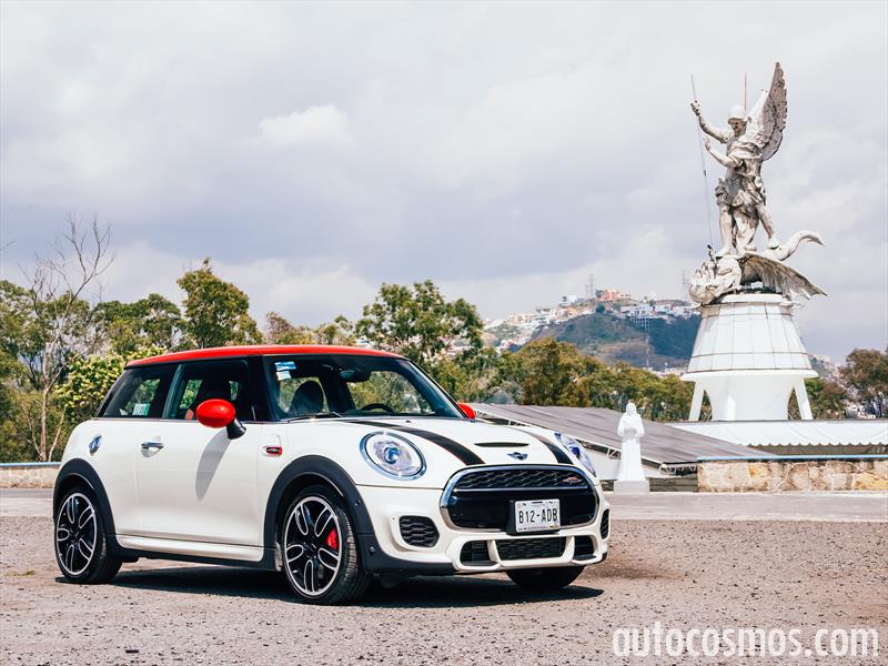 MINI John Cooper Works 2016