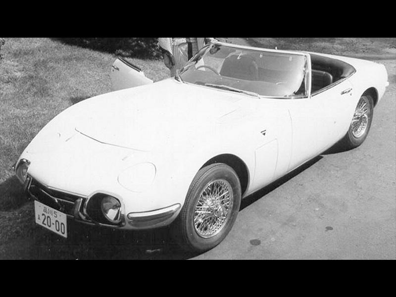 Top 10: Toyota 2000 GT de James Bond
