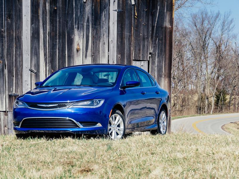 Chrysler 200 2015
