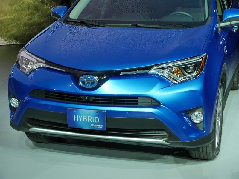 Toyota RAV4 Hybrid 2016
