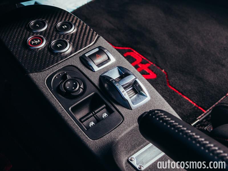 Alfa Romeo 4C 2015