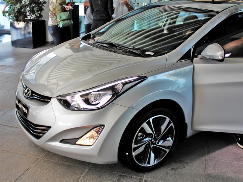 Hyundai New Elantra 2014. Lanzamiento en Chile