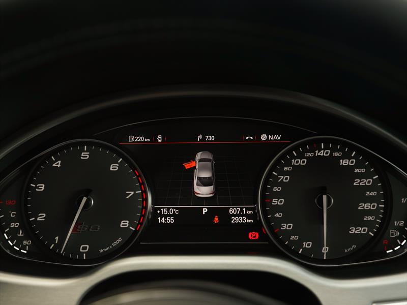 Audi S8 2014