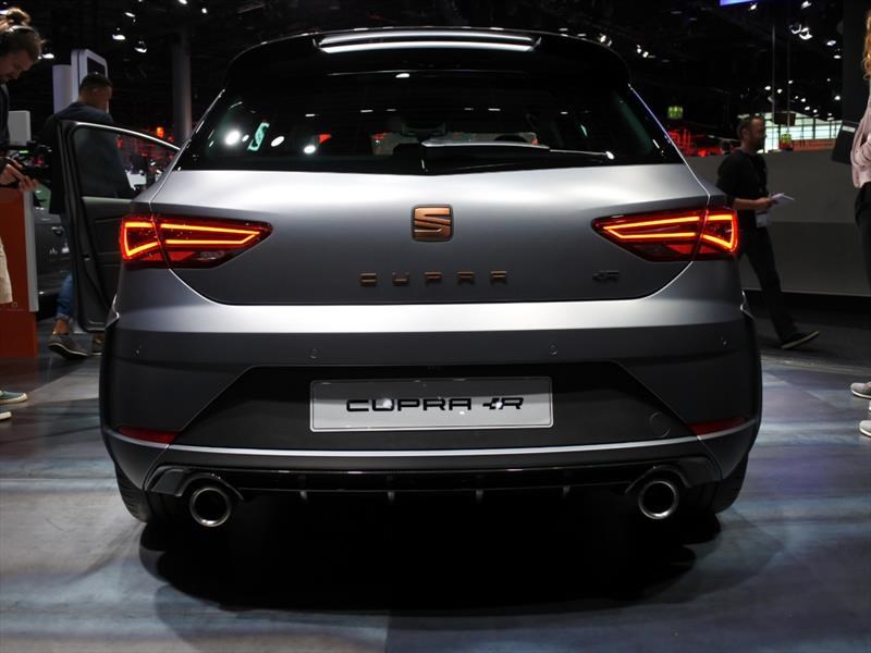 SEAT Leon Cupra R
