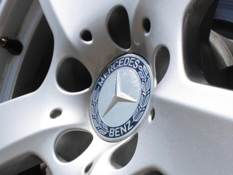 Mercedes-Benz E250 CGI Avantgarde 2012 a prueba