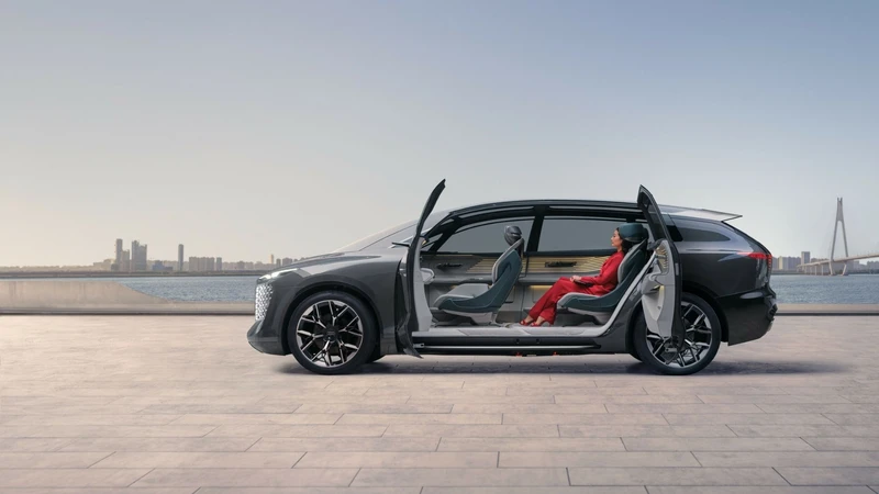 Audi Urbansphere Concept