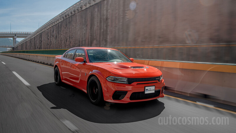 Dodge Charger SRT Hellcat Widebody a prueba