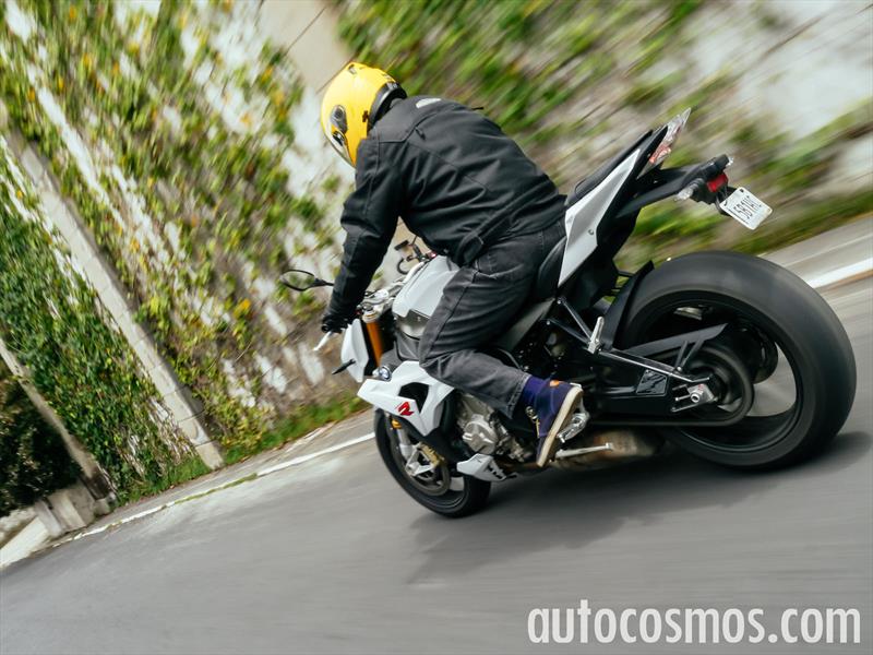 BMW S1000 R 2015
