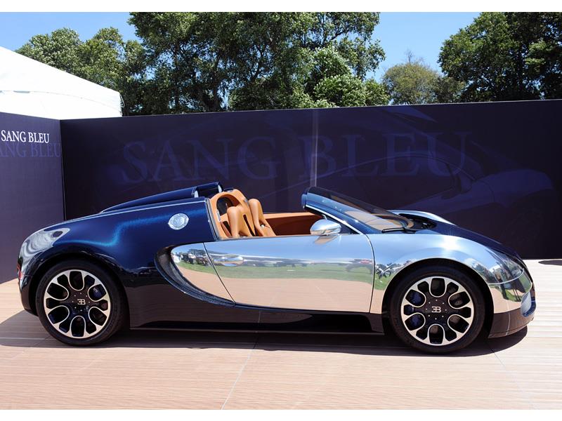 Carrocería con terminado de fibra de carbón