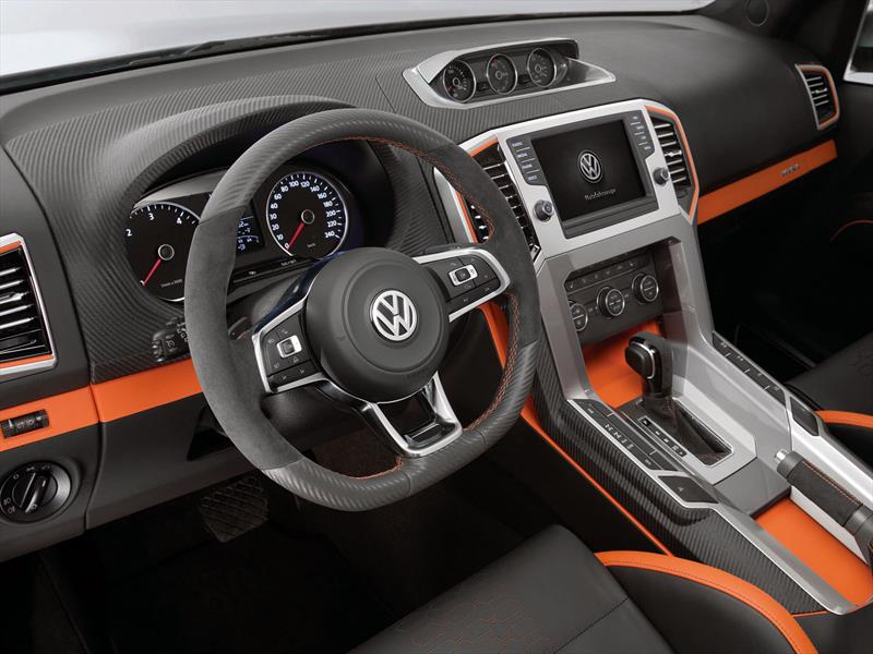 VW Amarok anticipa el nuevo interior para 2015