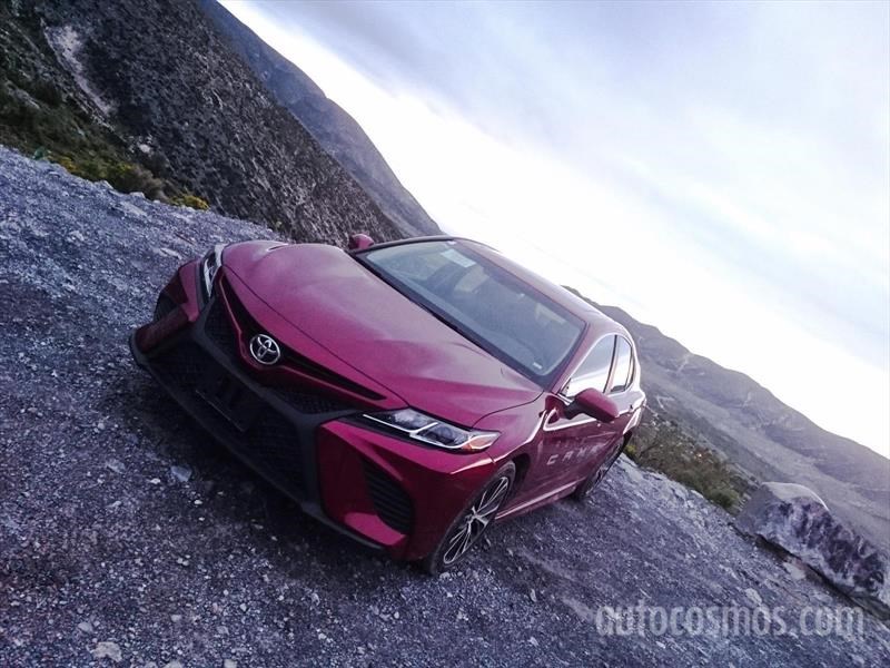 Toyota Camry 2018