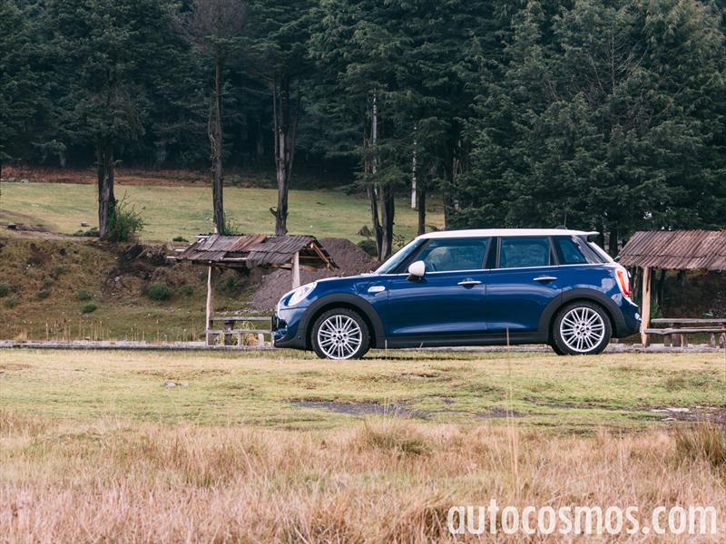 MINI Cooper S 5 puertas 2015
