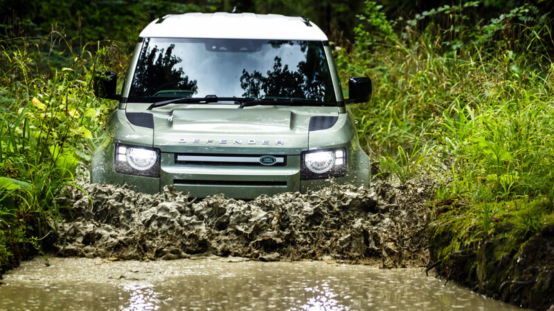 Land Rover Defender PHEV 2021