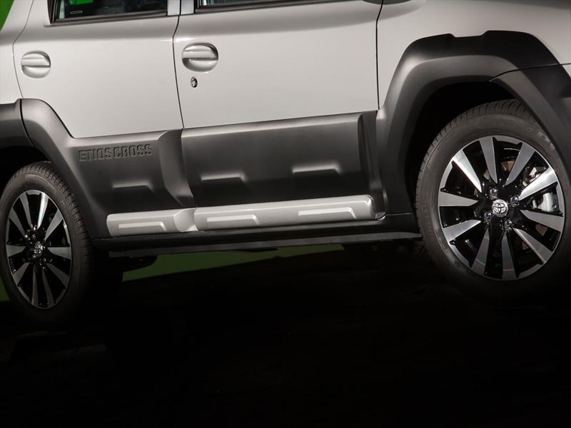 Nuevo Toyota Etios Cross