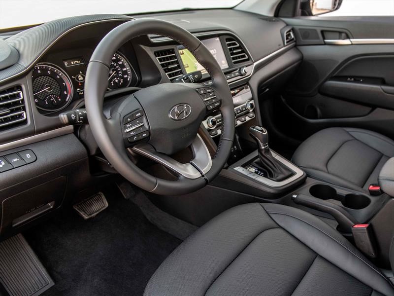 Hyundai Elantra 2019