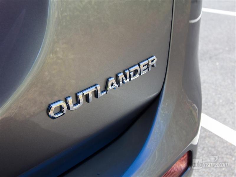 Mitsubishi Outlander 2014