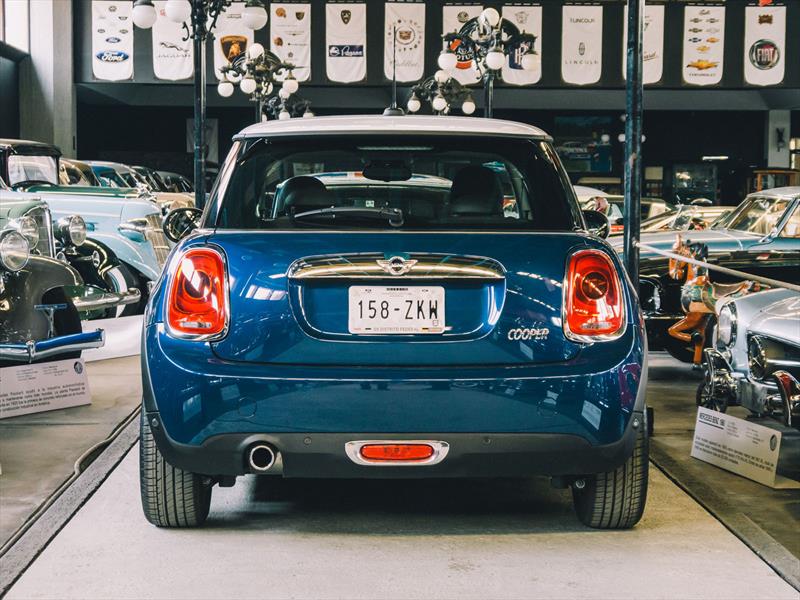MINI Cooper 2014
