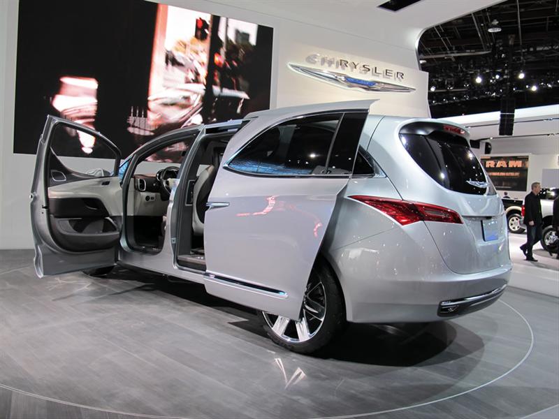 Chrysler 700 C Concept en el Salón de Detroit 2012