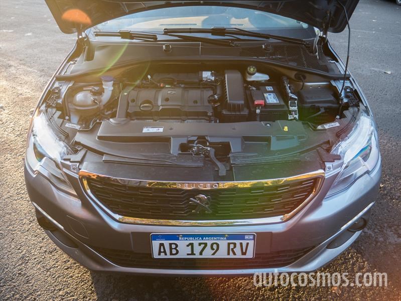 Peugeot 301 AT a prueba