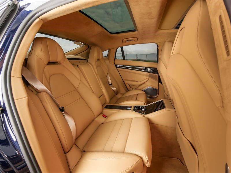 Porsche Panamera Turbo 2017