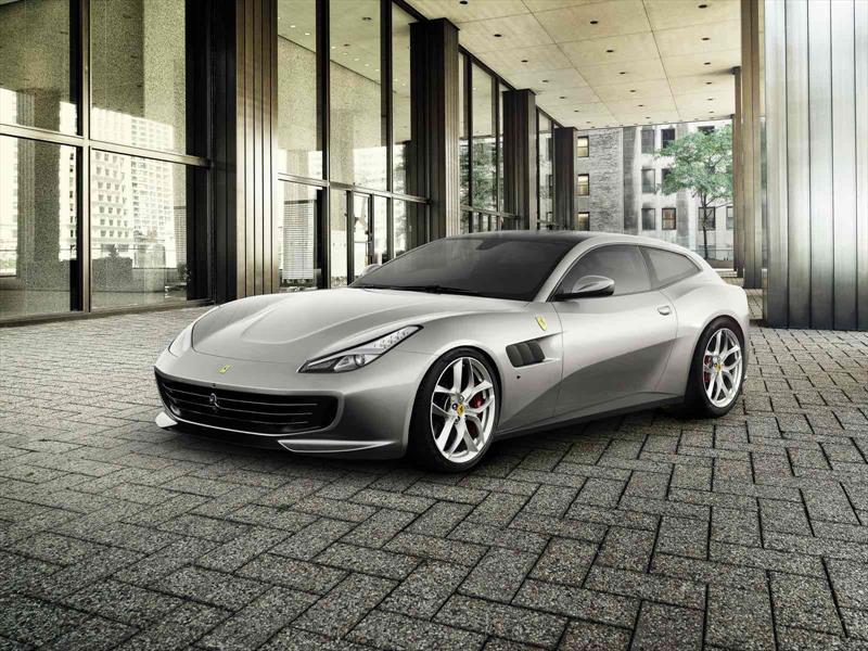 Ferrari GTC4Lusso T