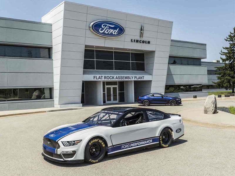 Ford Mustang NASCAR Cup