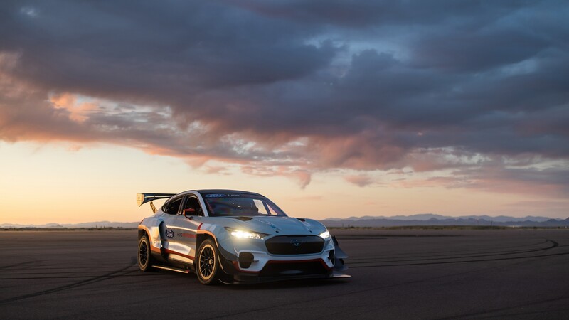 Ford Mustang Mach-E 1400