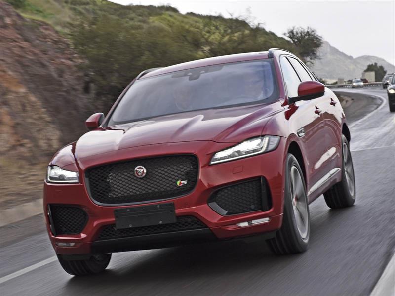 Jaguar F-Pace 2016