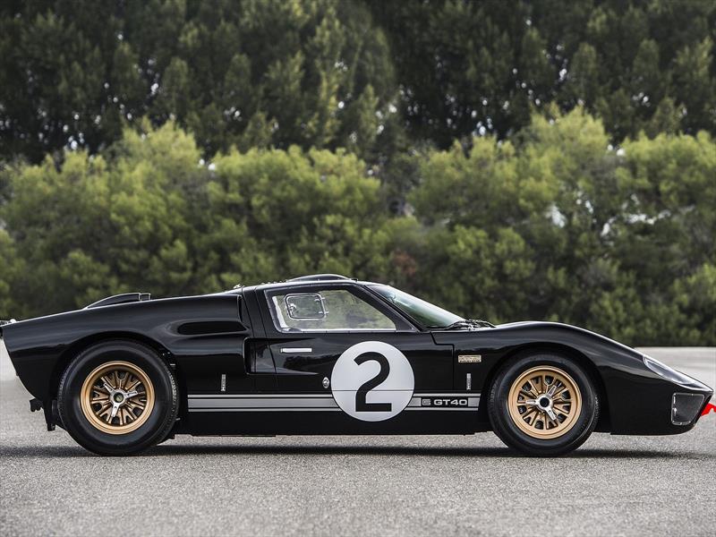 Ford GT40 MKII 50th Anniversary