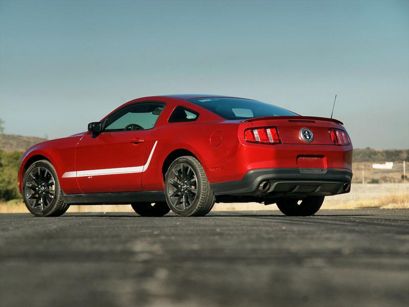 Ford Mustang ST 2012 a prueba en pista