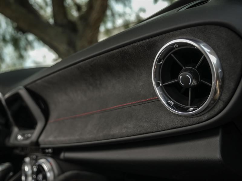 Chevrolet Camaro ZL1