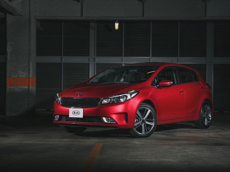 KIA Forte Hatchback 2017