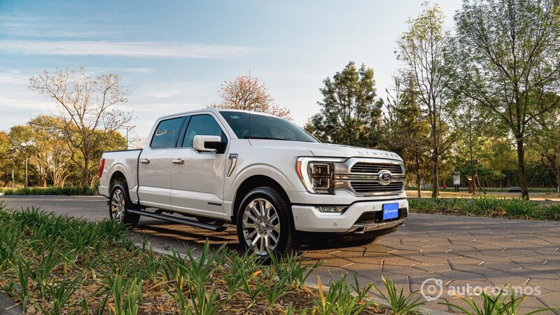 Ford Lobo Limited Híbrida 2021 a prueba