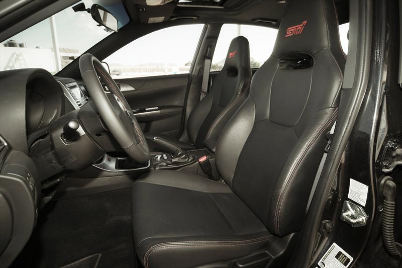 Subaru Impreza WRX STi sedán 2011 prueba