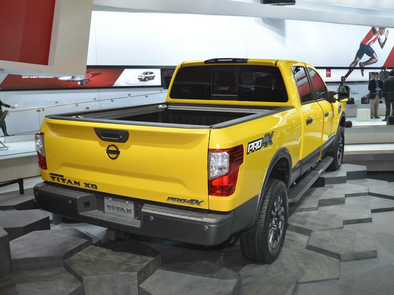 Nissan Titan 2016