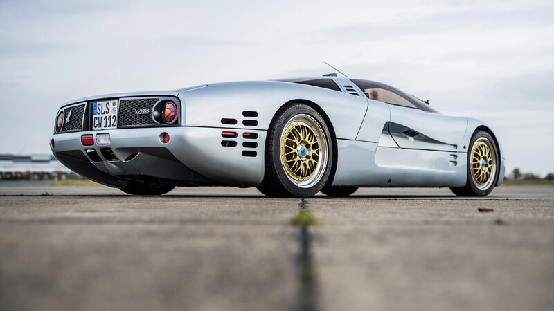 Isdera Commendatore 112i